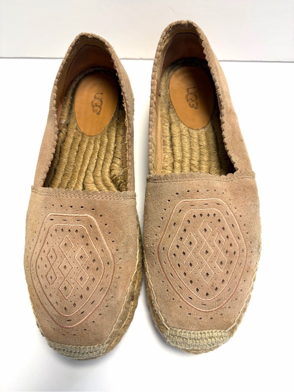 UGG Suede Espadrille Flats Slip-On Shoes Natural Jute Casual Boho
Size 8